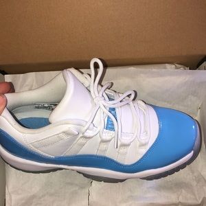 Air Jordan 11 retro low BG